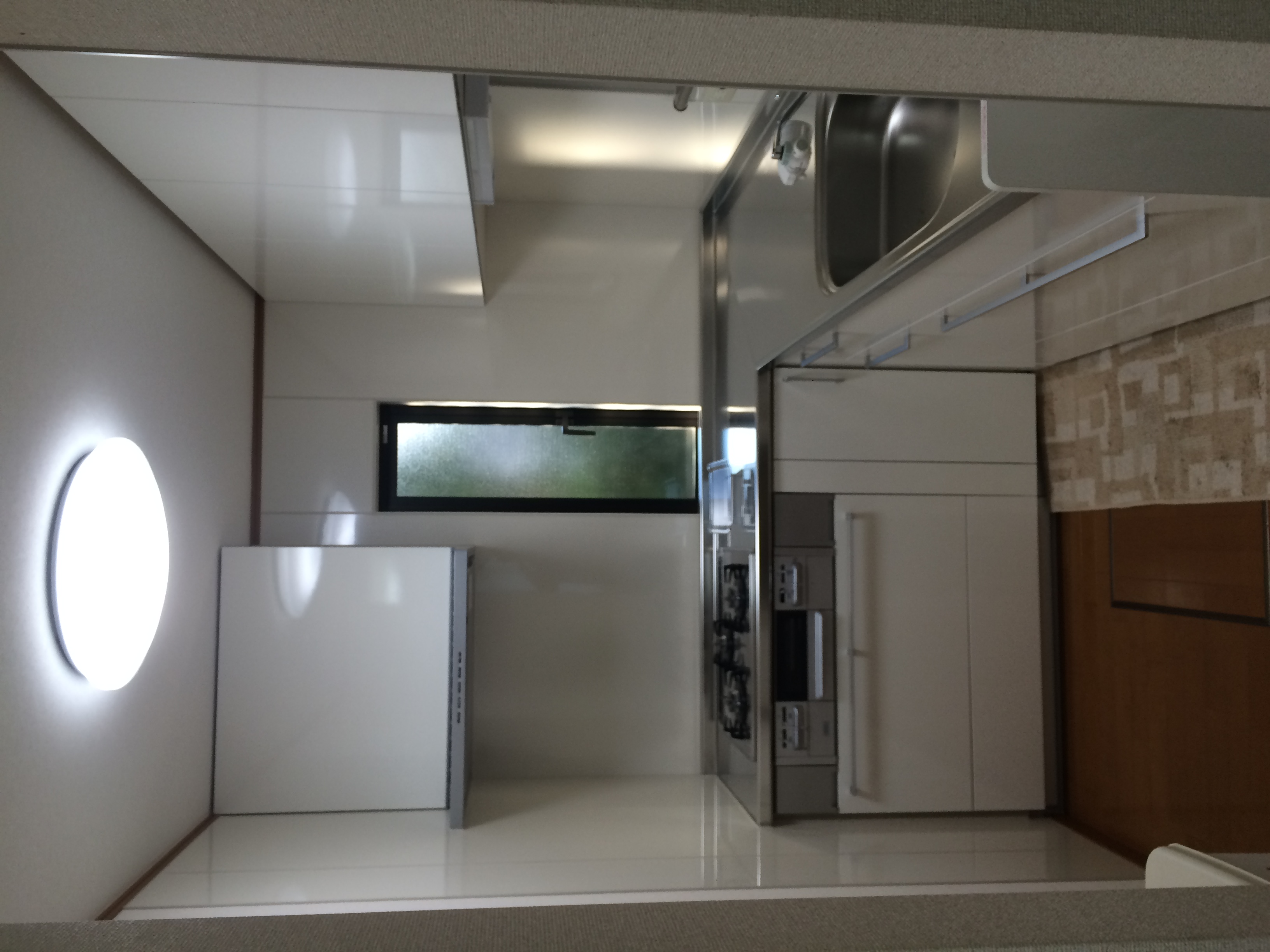 キッチンリフォーム　I型からL型へ