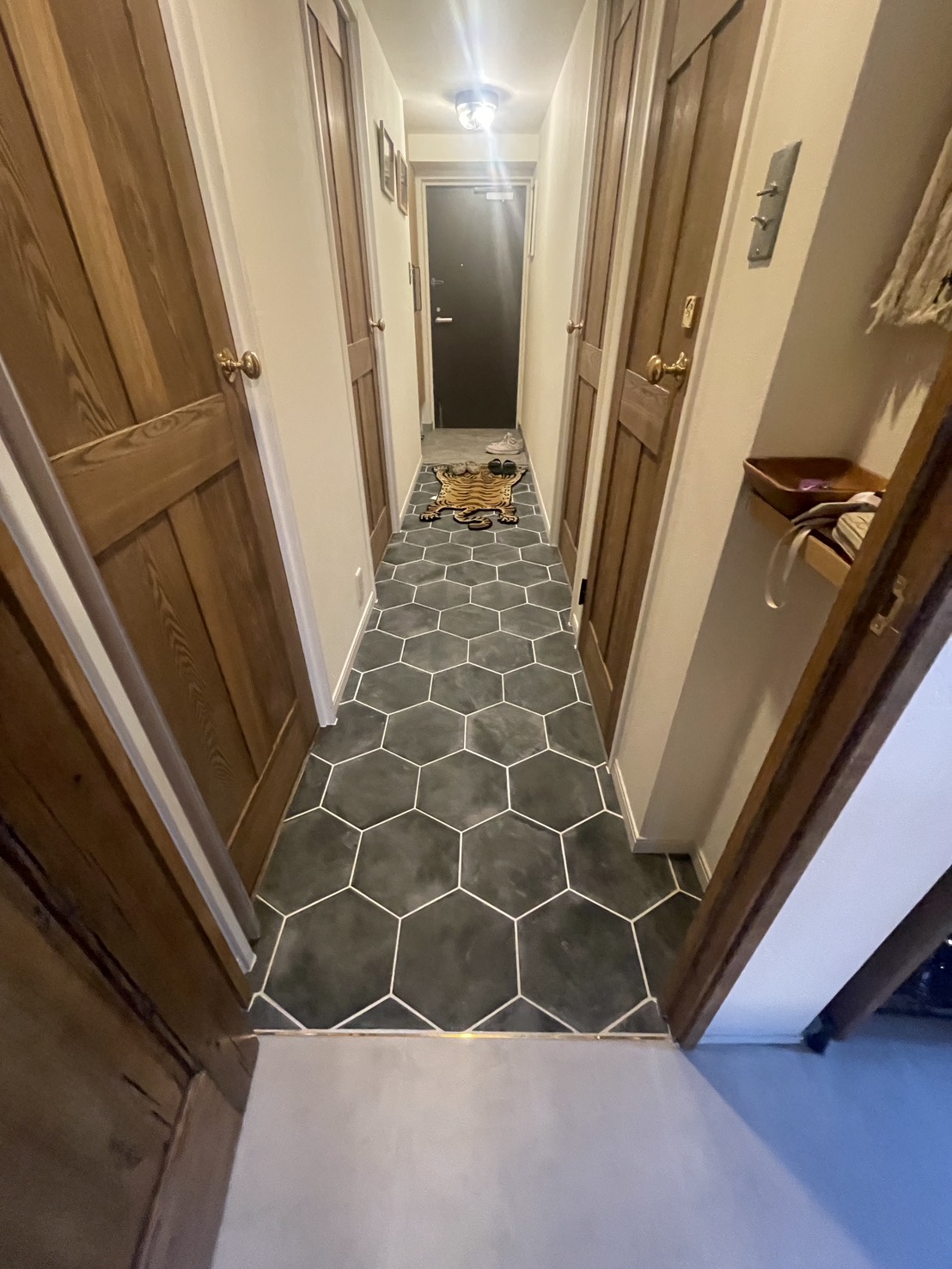 床タイル　スワンタイル  UBA アーベイン タイル 六角形平 コンクリート調  UBA-5