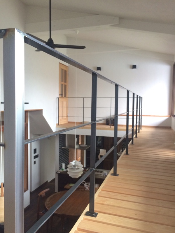 キャットウォークへ鉄骨手摺