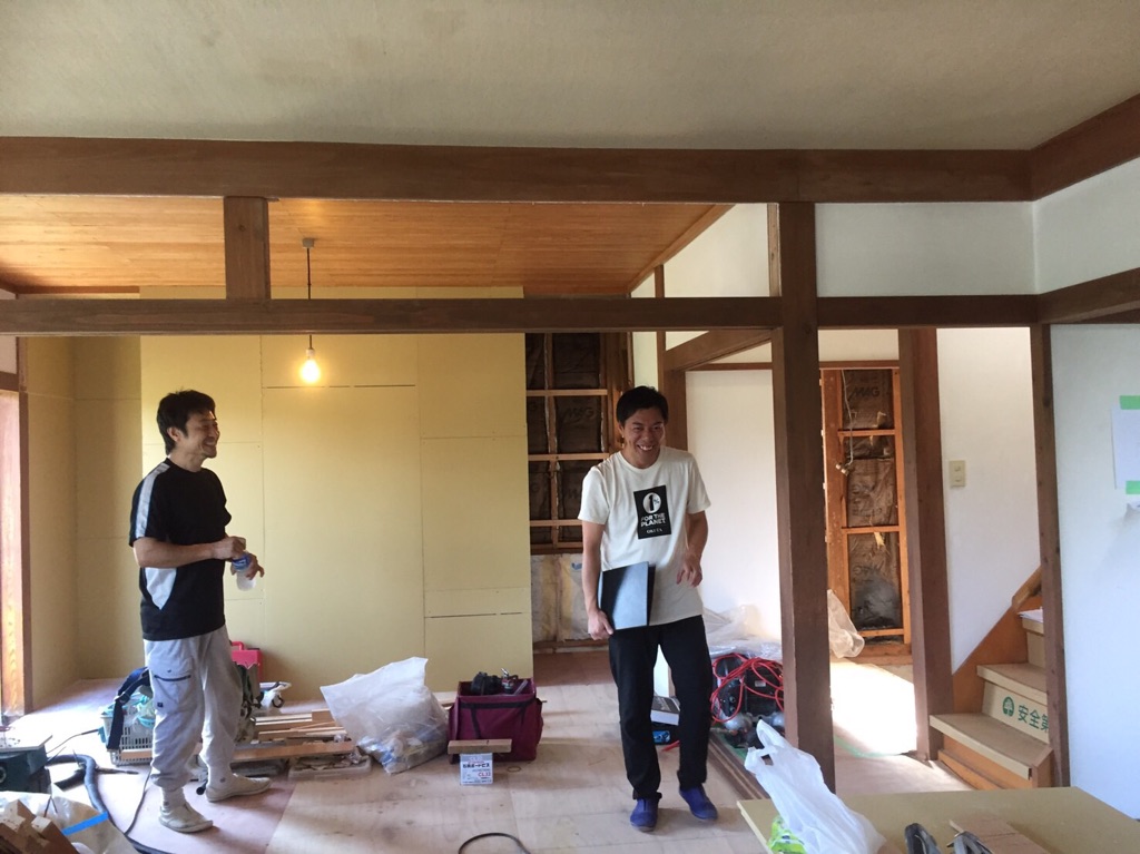 お客様と現場にて