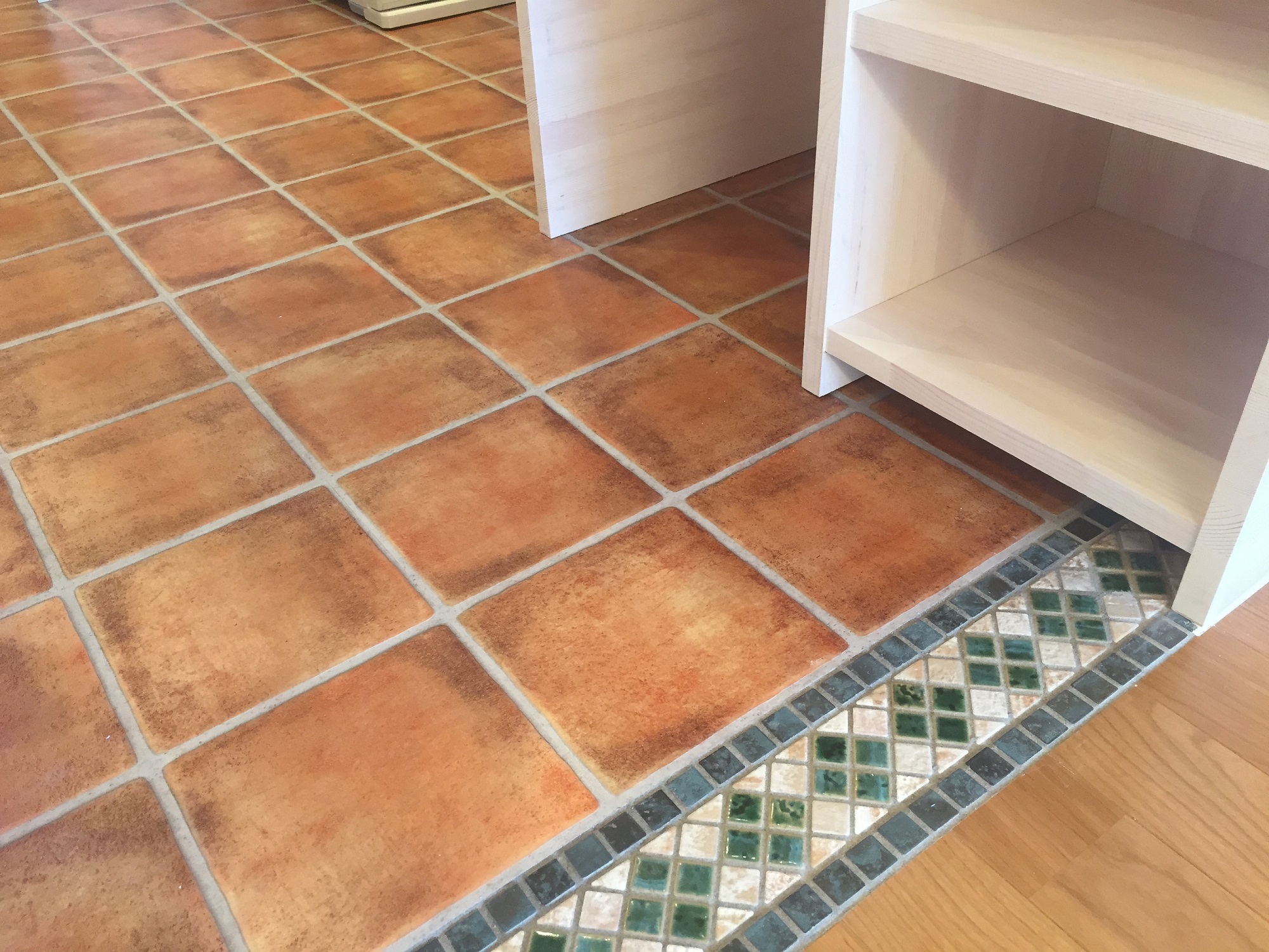 ボーダータイル