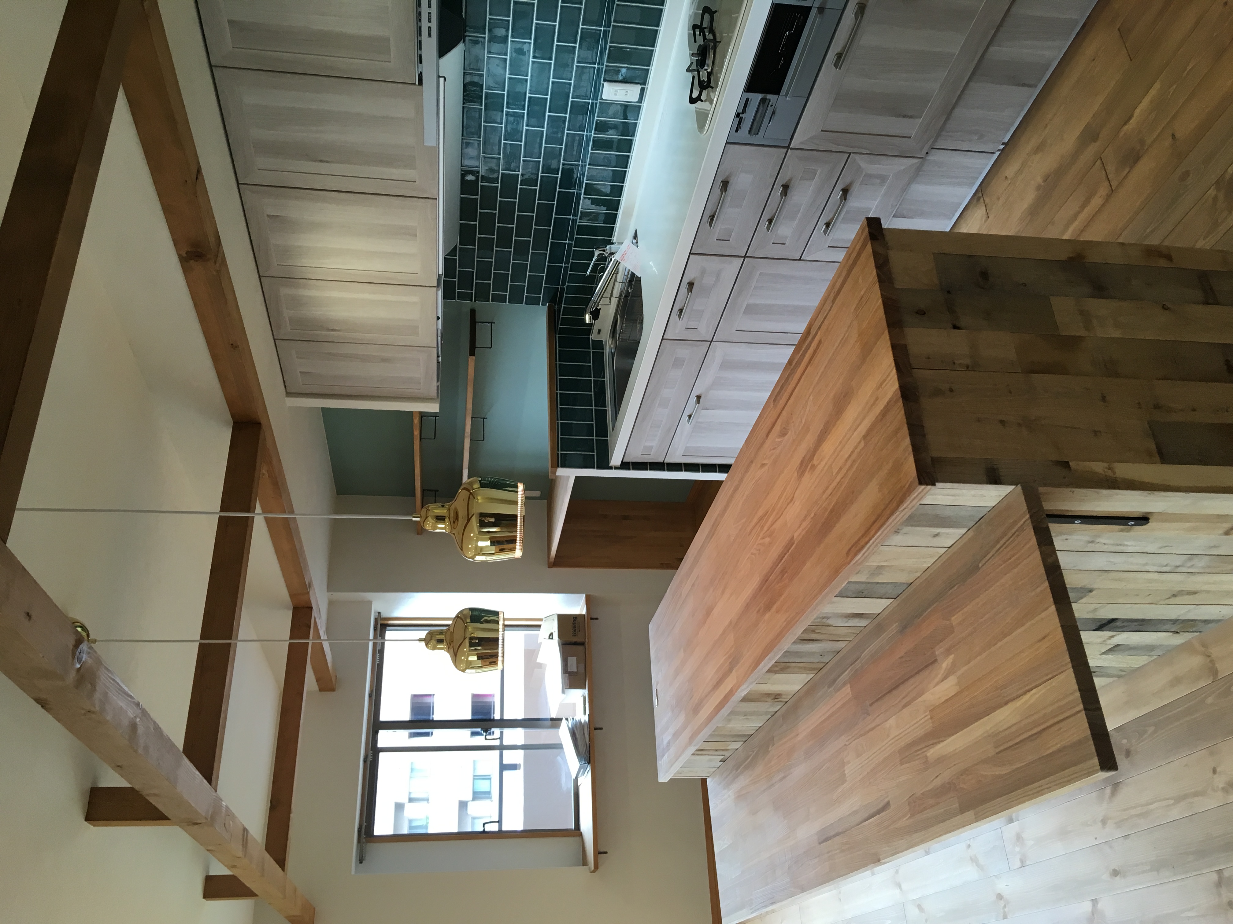 キッチン造作作業台　板張り　ヴィンテージ