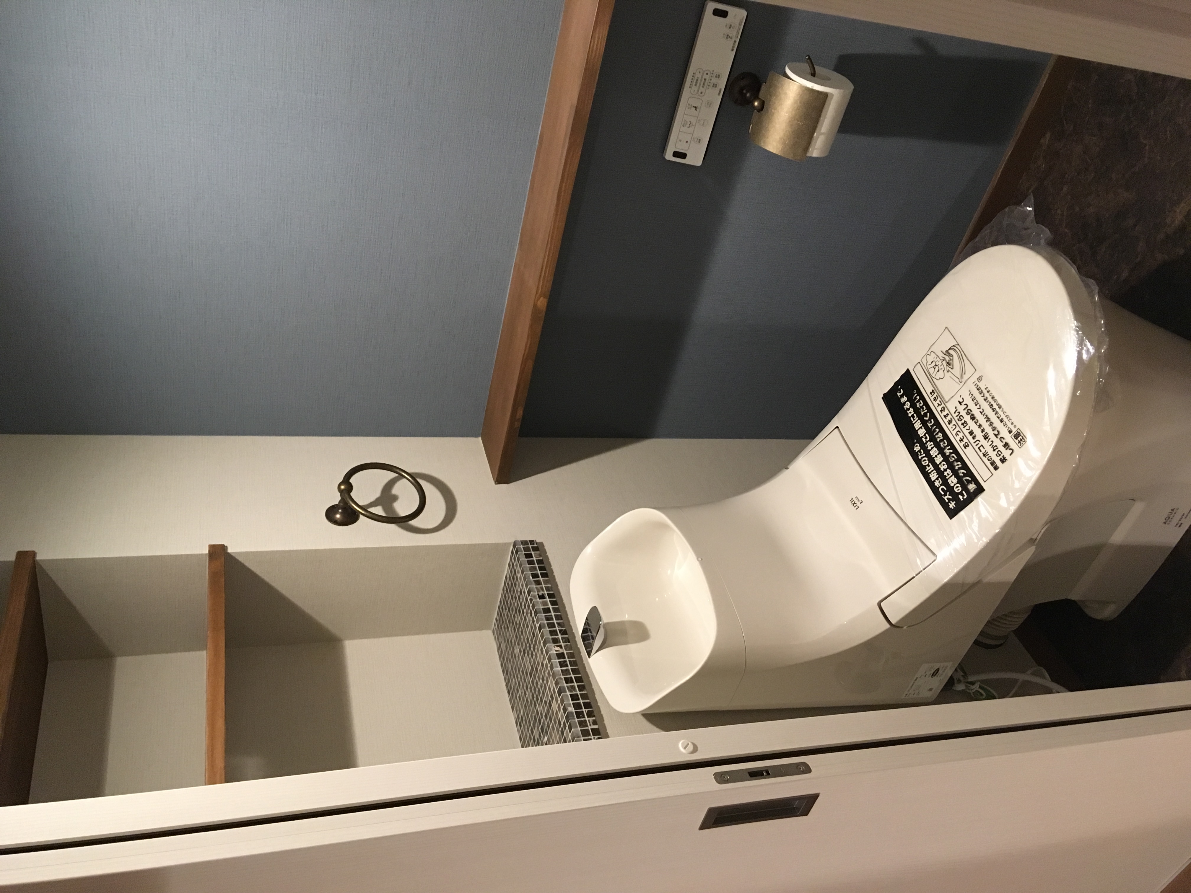 トイレ　空間　コーディネート