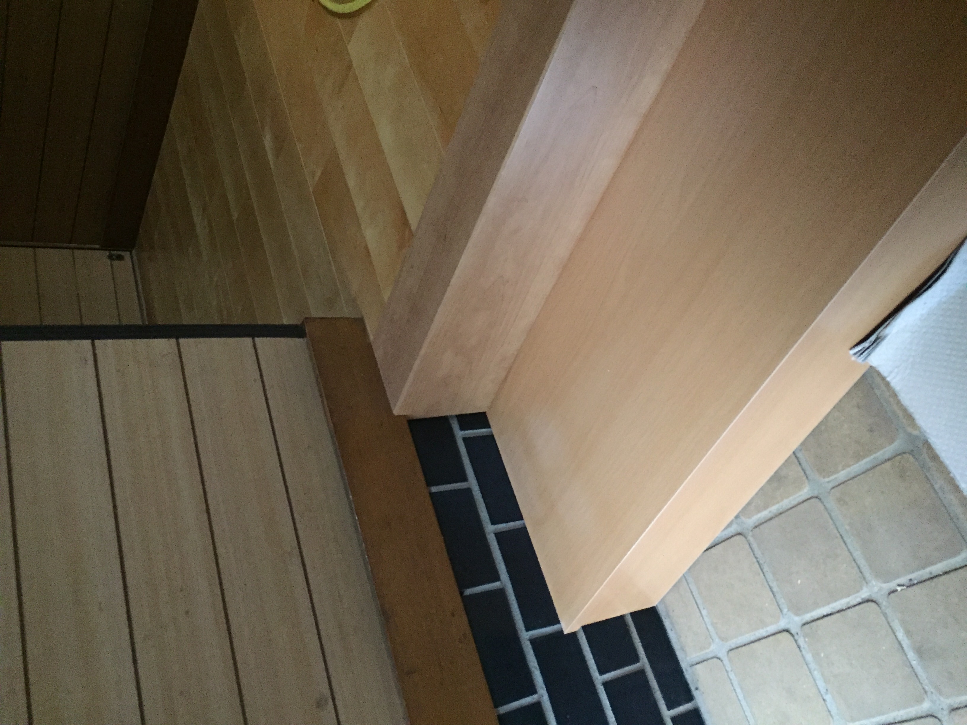 段差軽減！玄関式台取付リフォーム