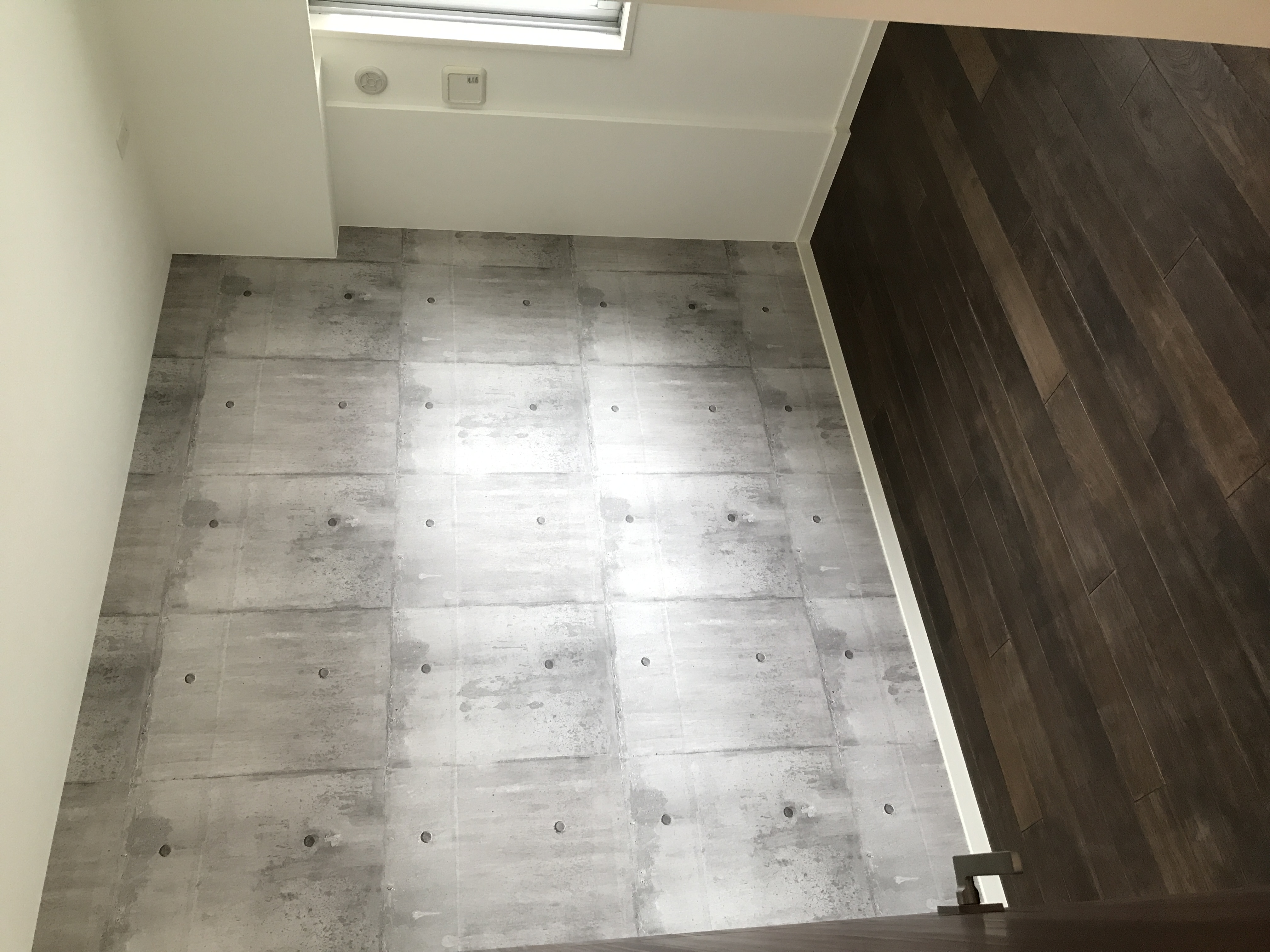 無垢フローリング施工