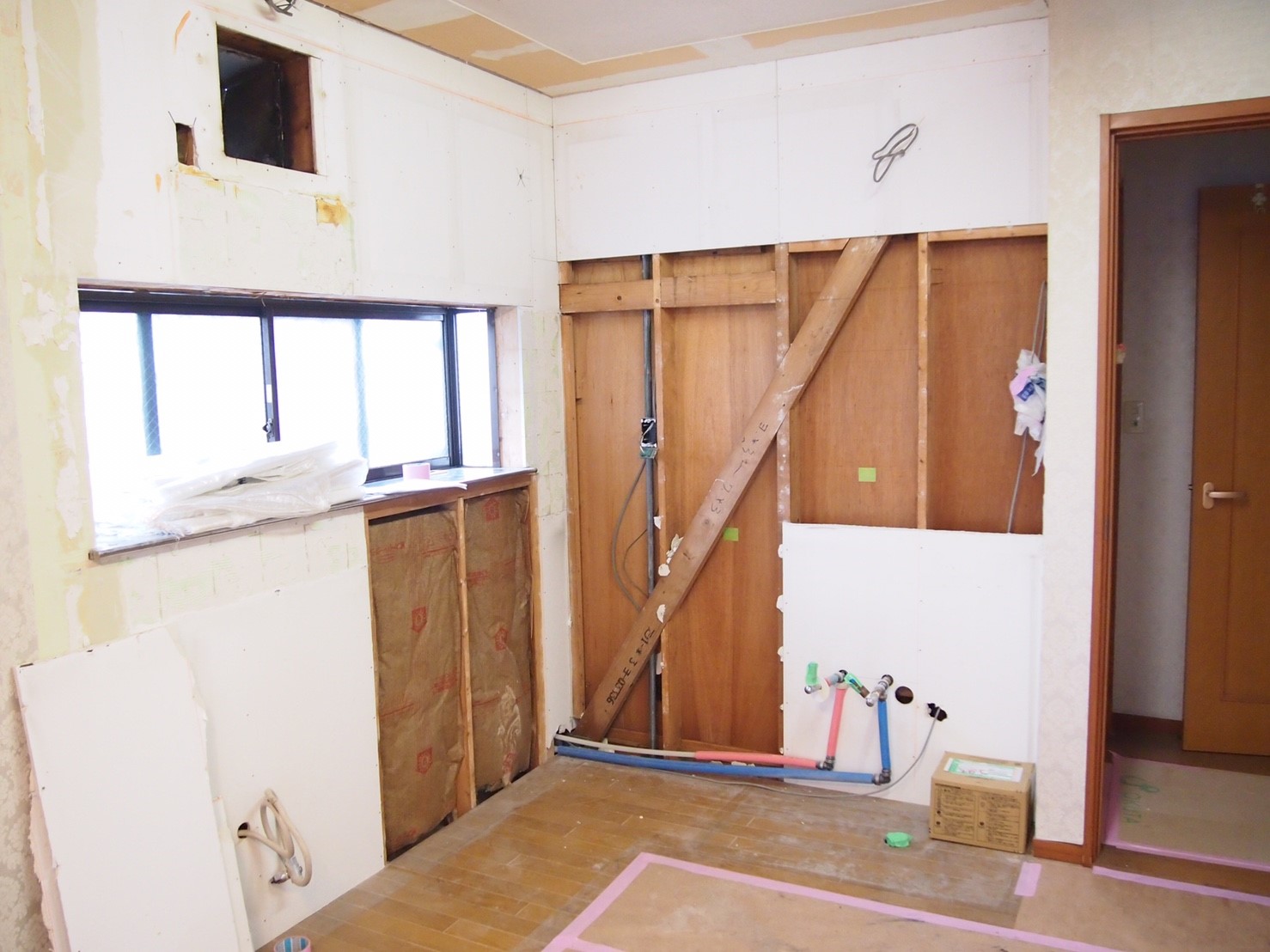 H邸　キッチン改装工事～解体編～