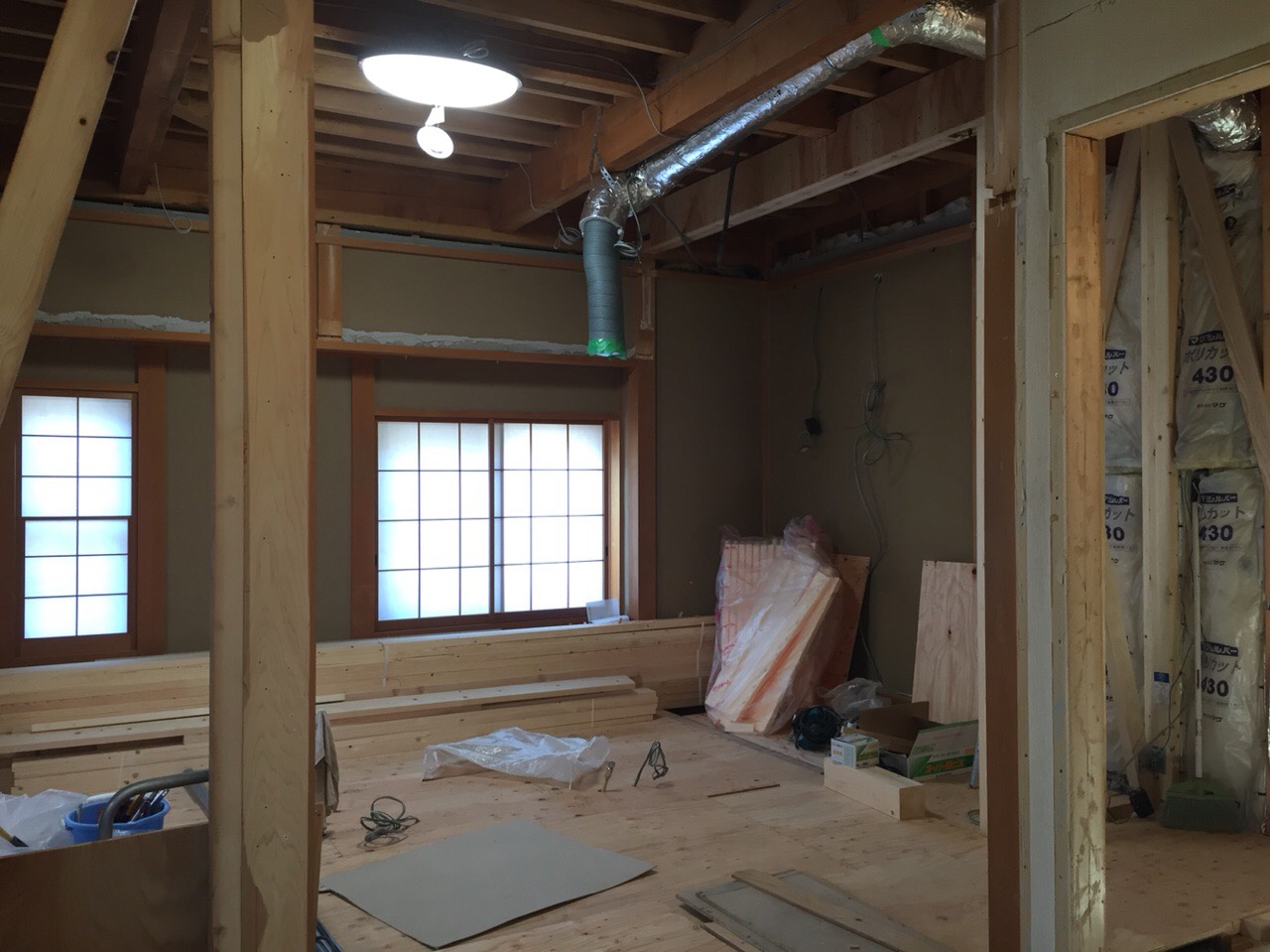 キッチンが主役！！戸建全面改装～木工事編～