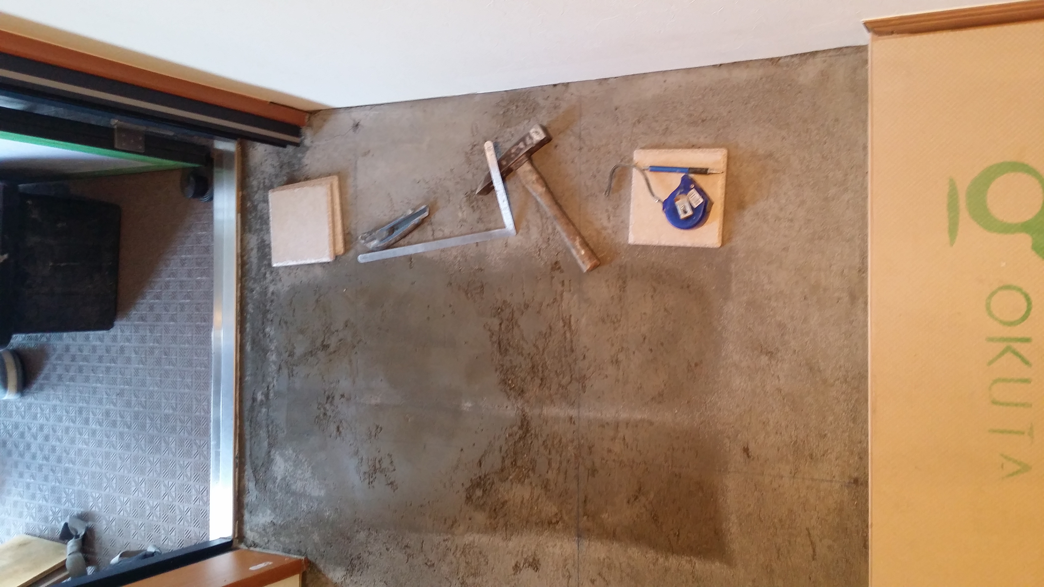 ～玄関三和土にタイル貼り　（仕上げ）～