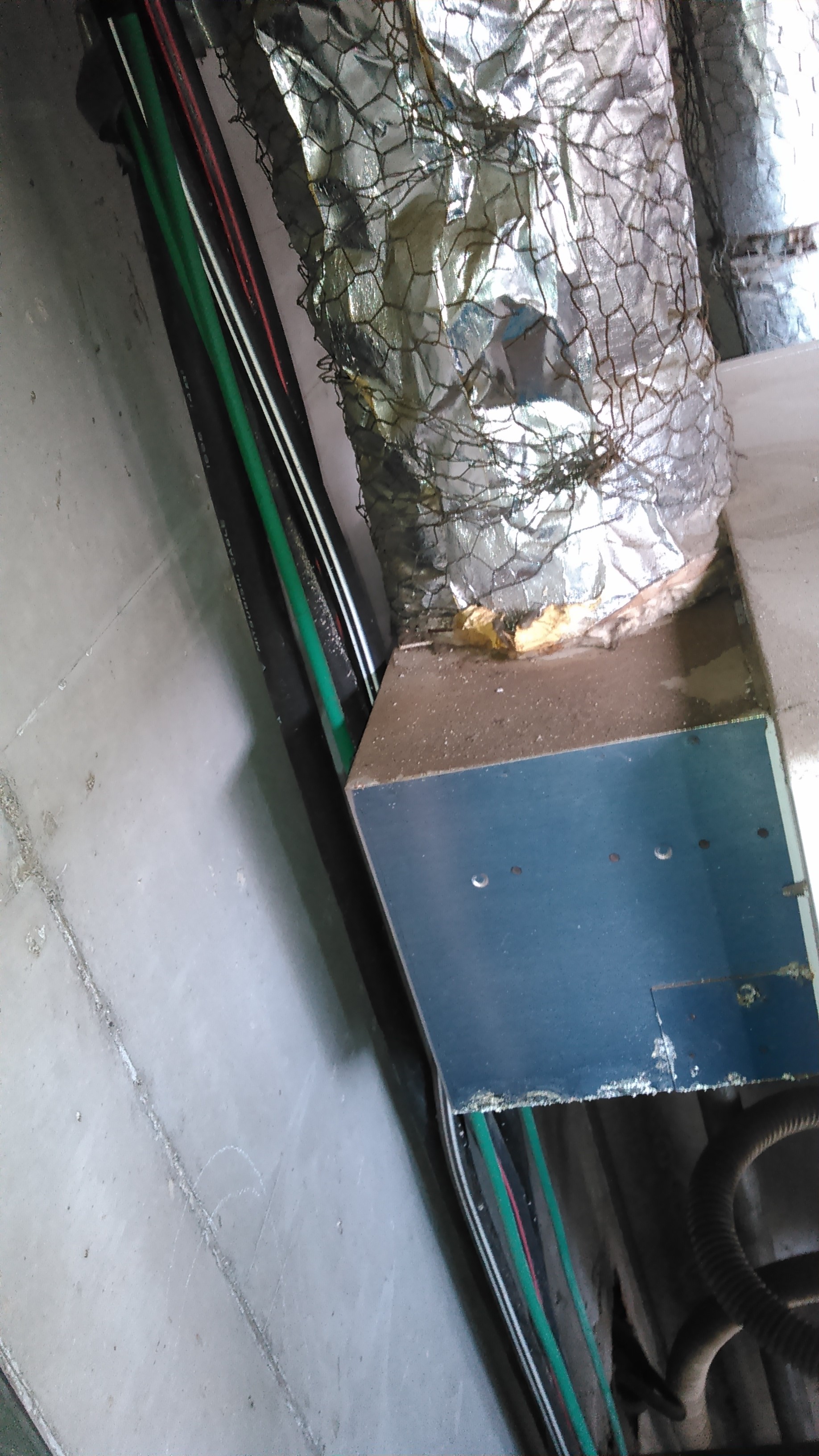 後方排気延長ってなんでしょうか・・・？