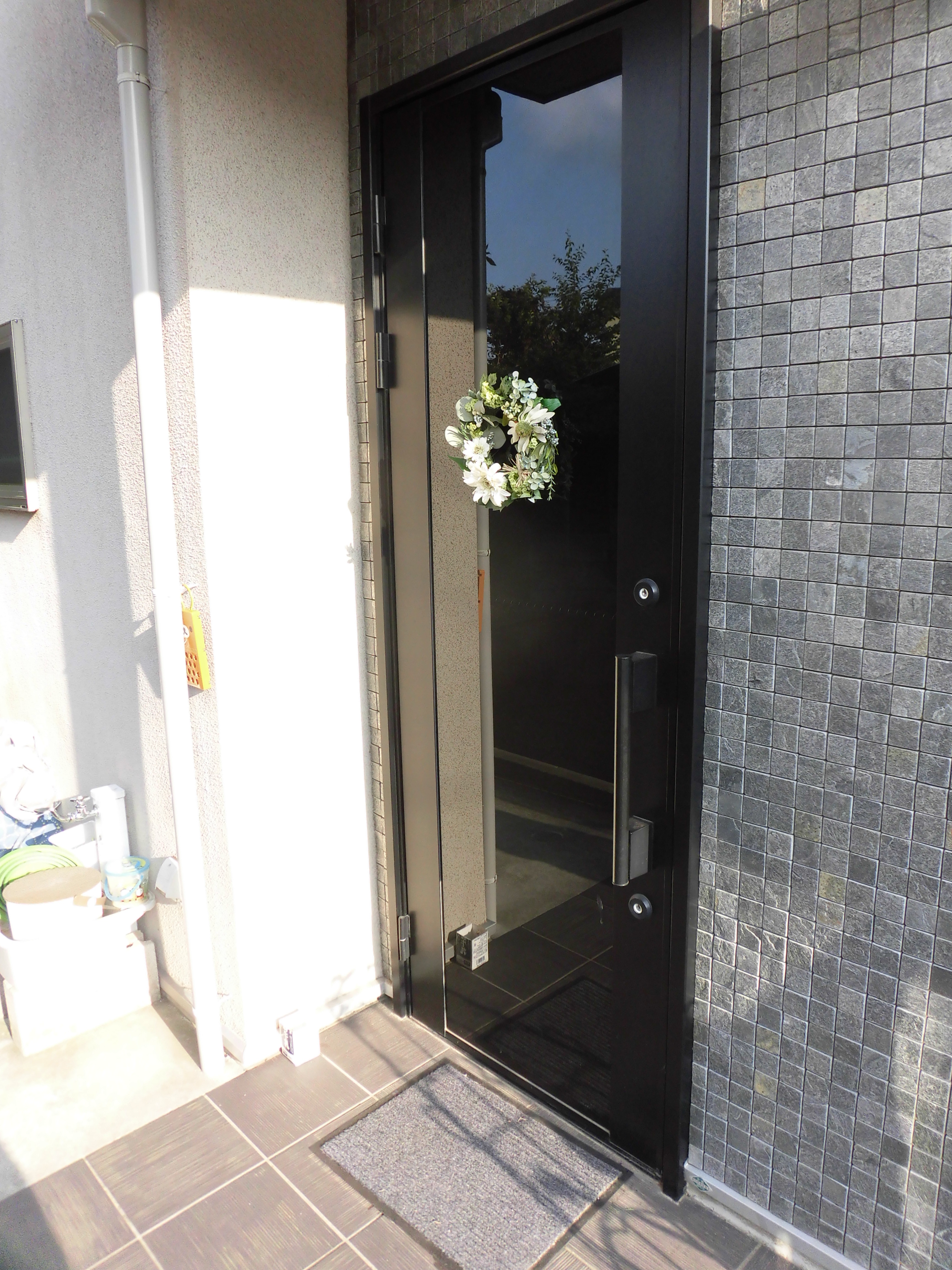 準防火・防火地域での玄関ドア交換