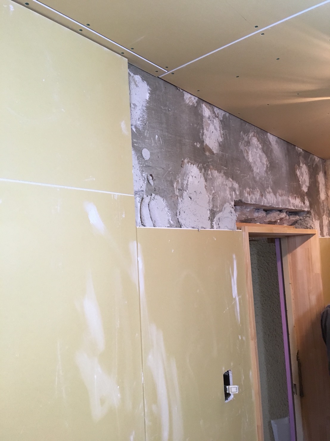 断熱材の王様!!セルロースファイバー