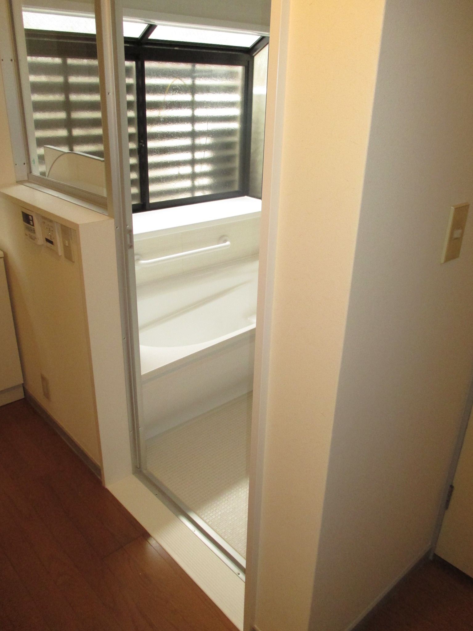 戸建のユニットバスを解体したら・・・