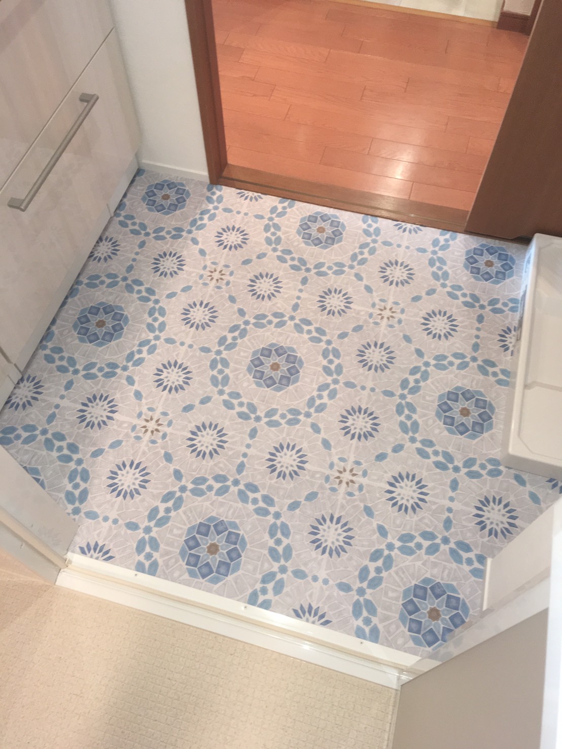 洗面室の床も爽やかに～♪