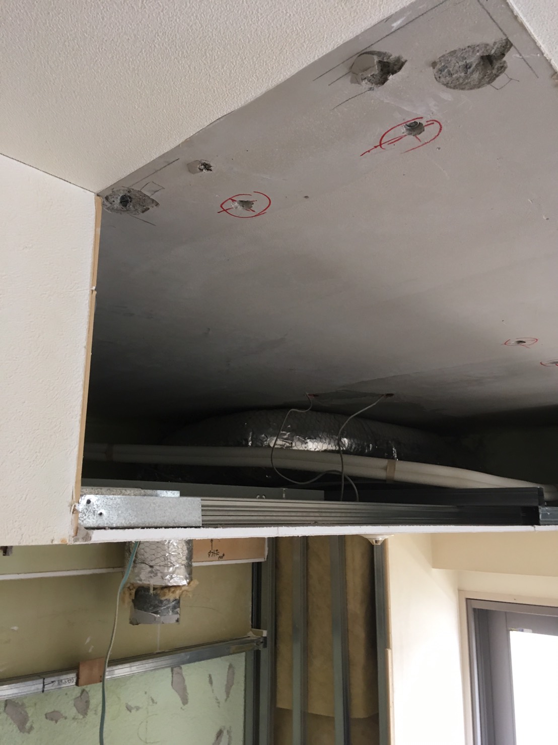 吊戸を撤去してスッキリ♪