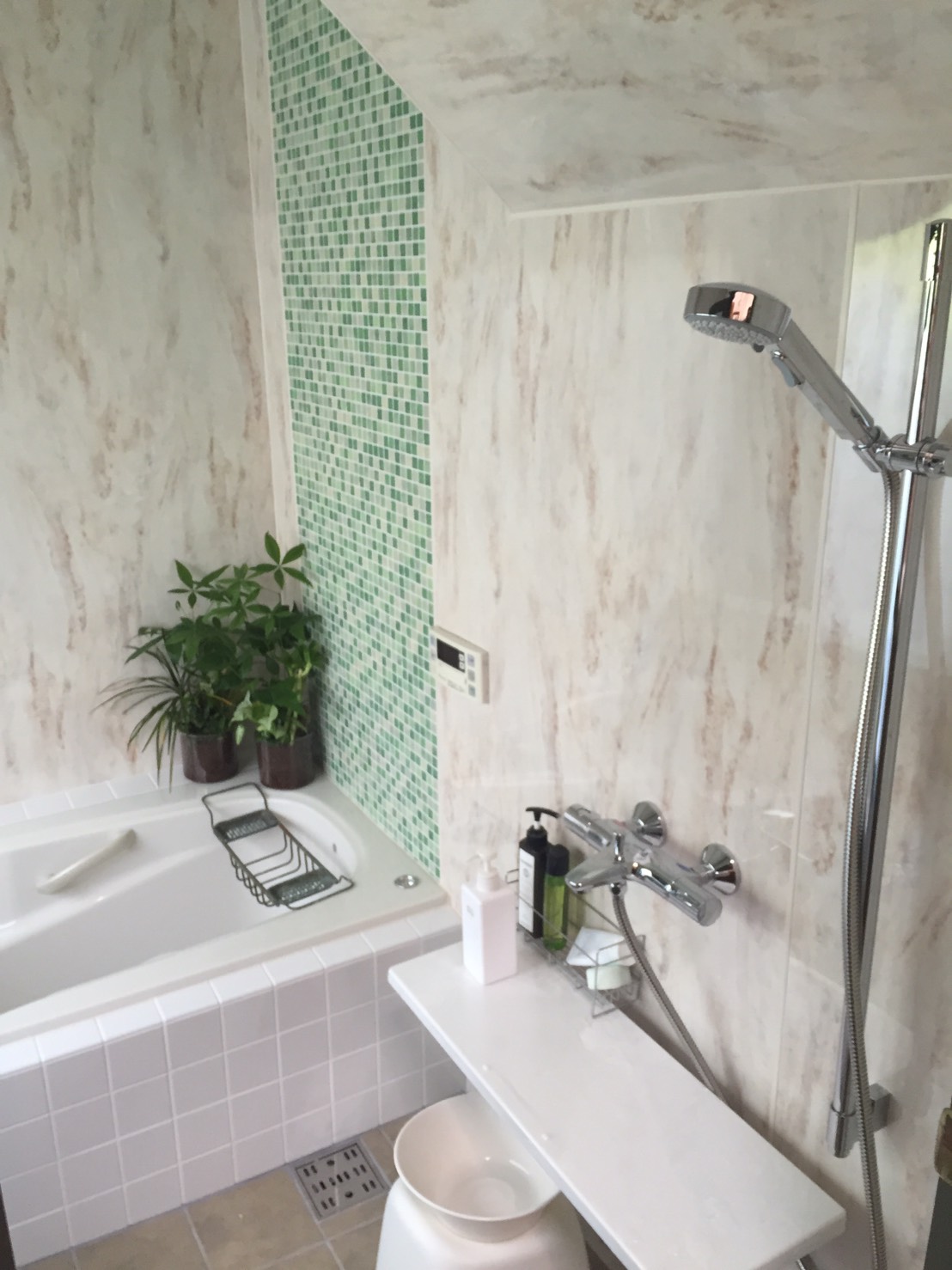 在来浴室から在来浴室へ！~TOTO浴室すのこを使って段差解消~