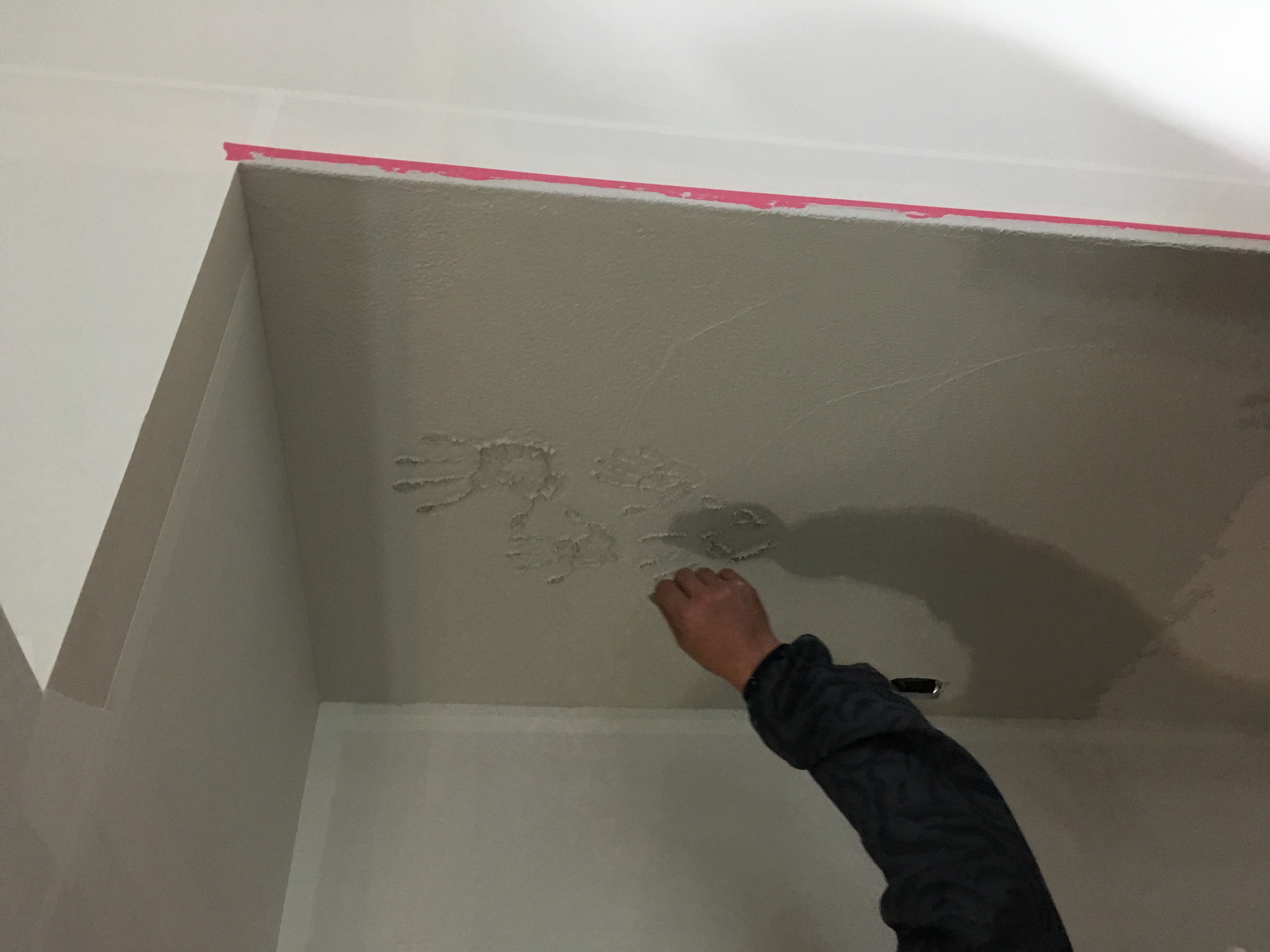 珪藻土塗り　手形