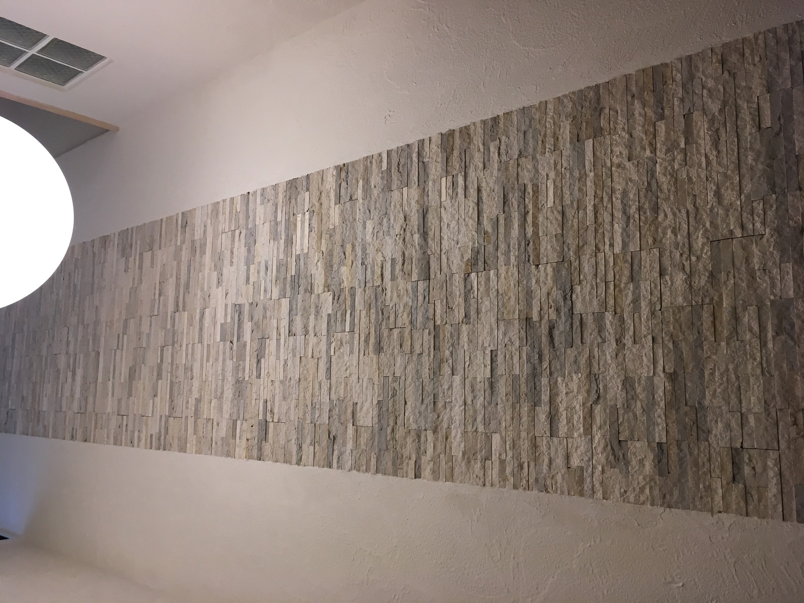 吹き抜けタイル