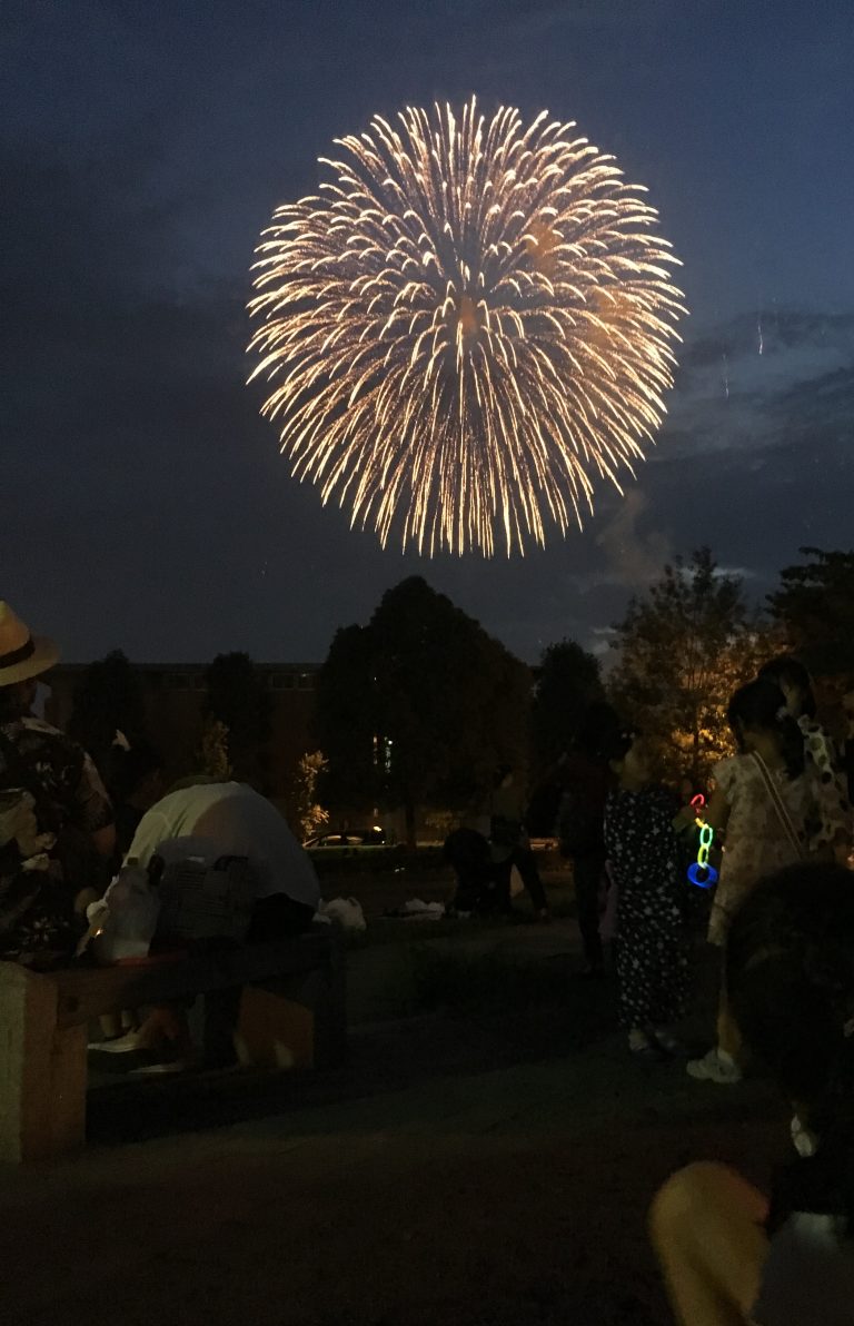 立川花火大会 笹井美歩OKUTA ｜リフォーム・マンションリフォームならLOHAS studio（ロハス