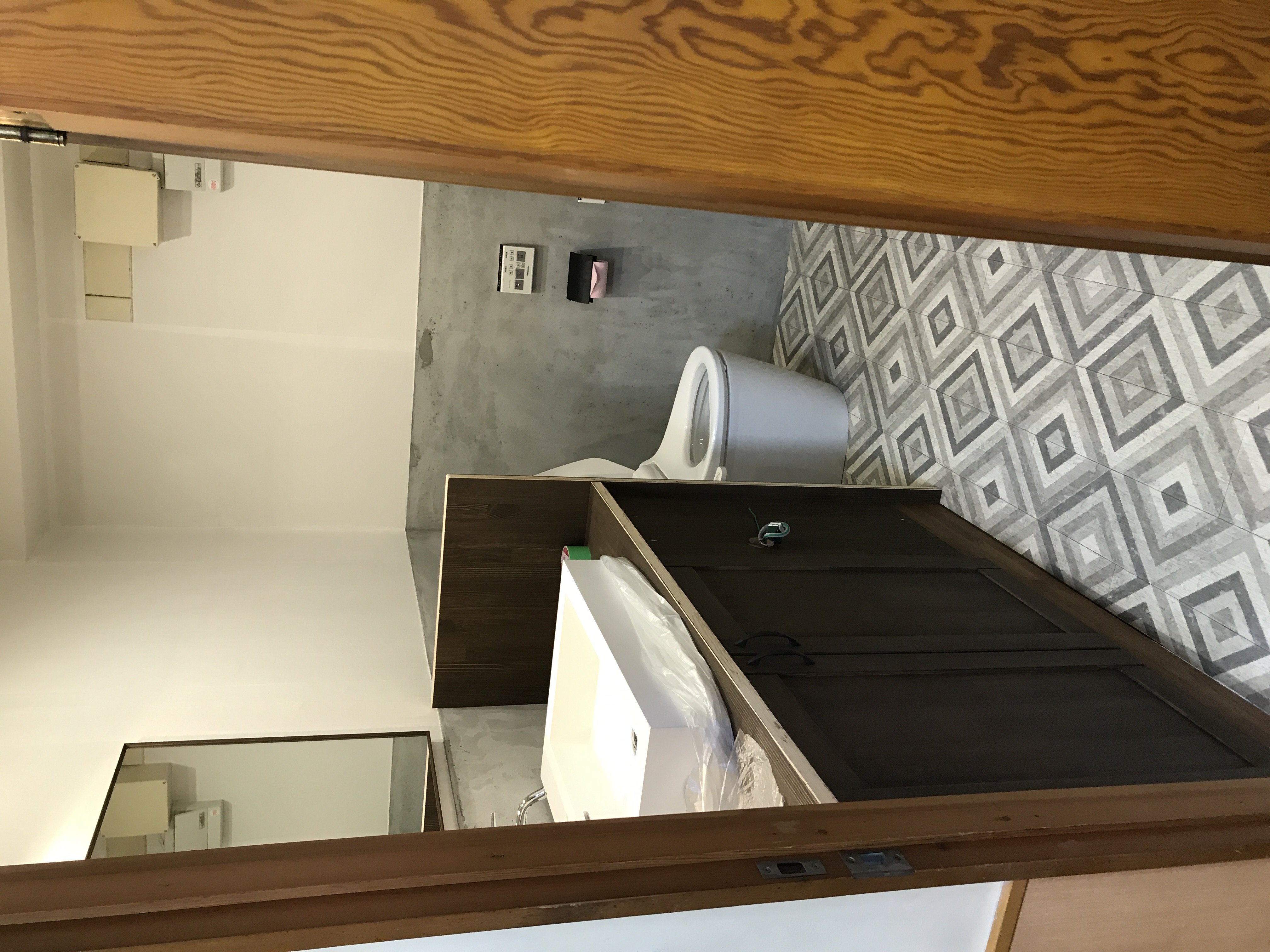 美容室　トイレ・洗面改装工事1