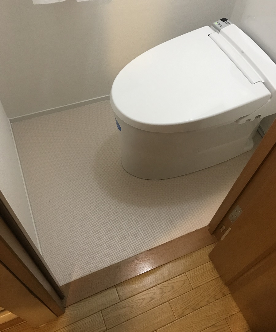 トイレ工事と共に段差解消！
