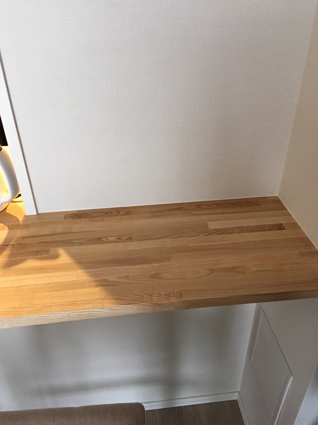 キッチンカウンターにポンと置くだけ　～匠の技で光る木の温もり～