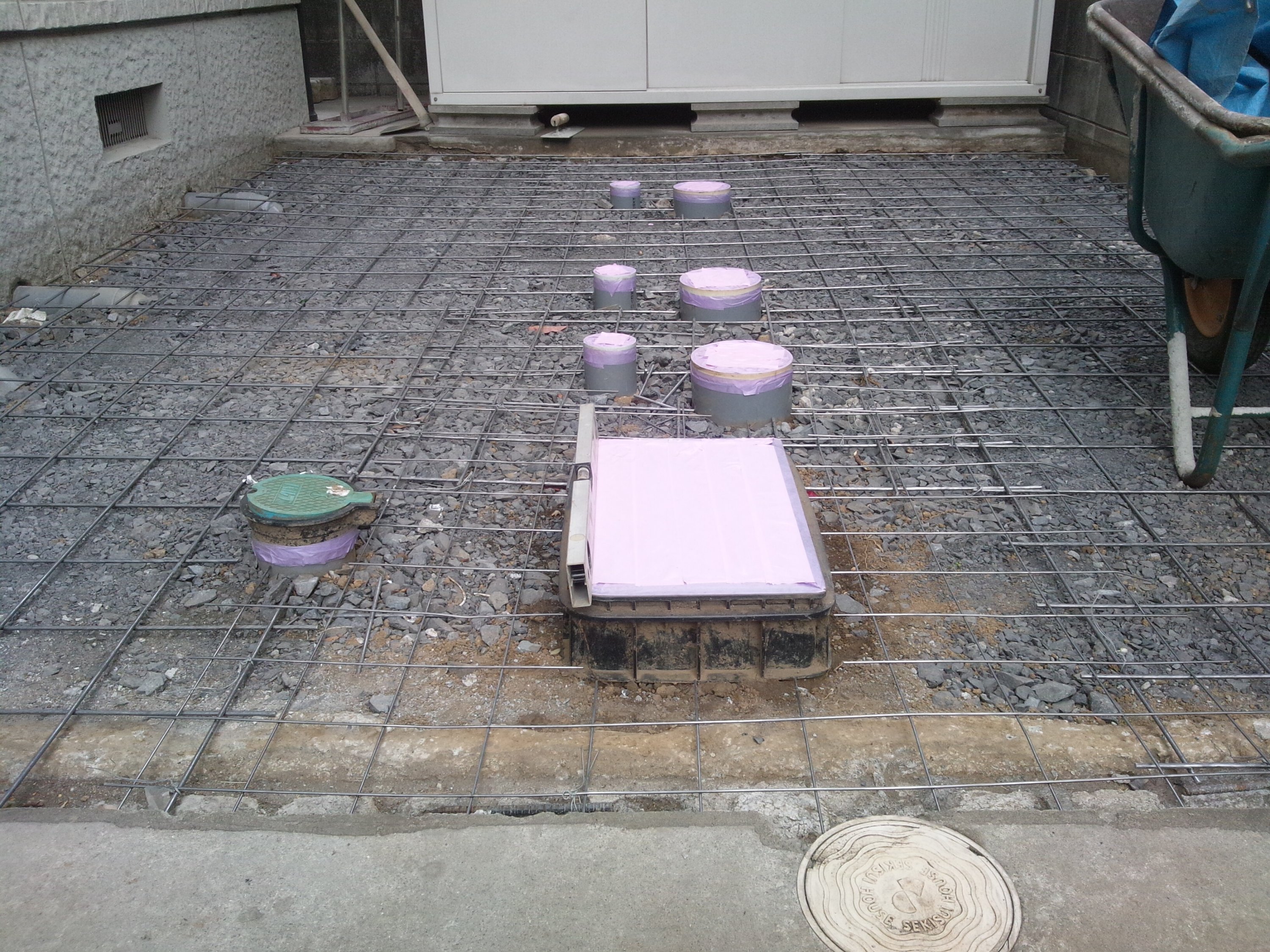 庭を駐車場にする