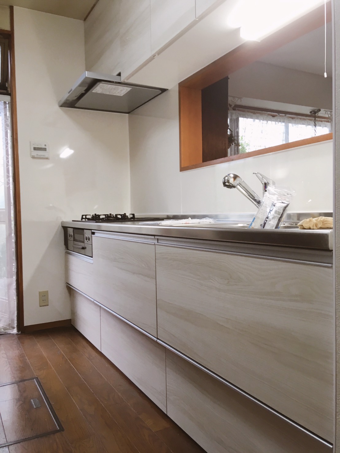 キッチンをラクエラに交換しました