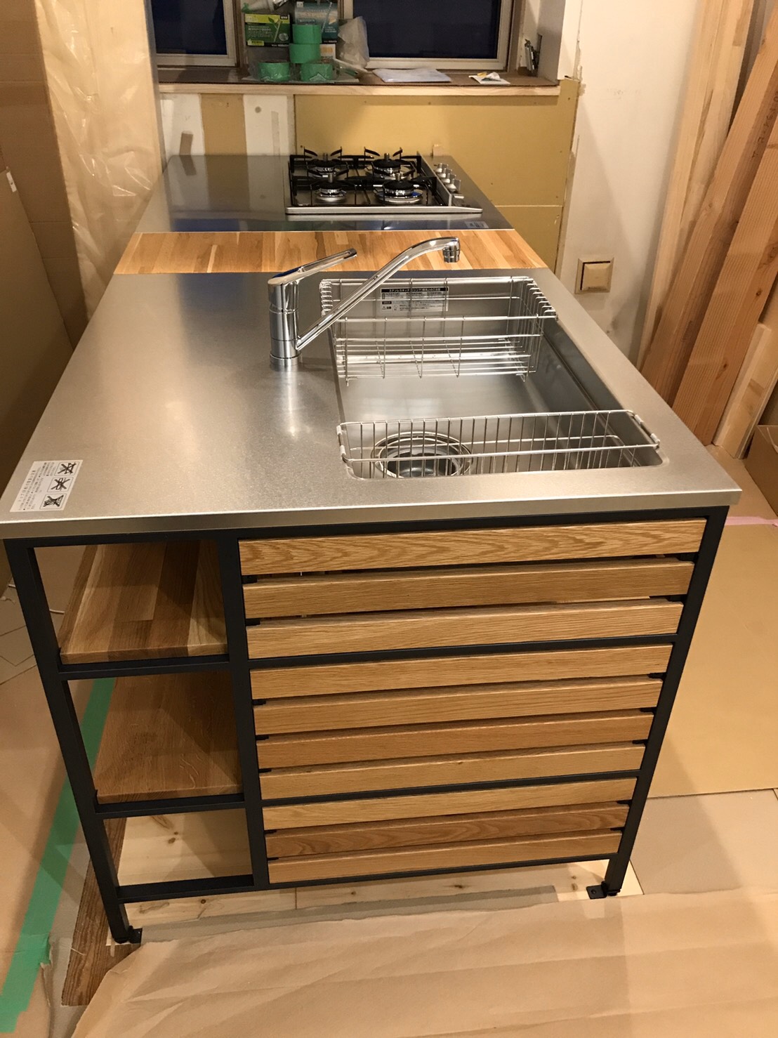 ウッドワン　フレームキッチン