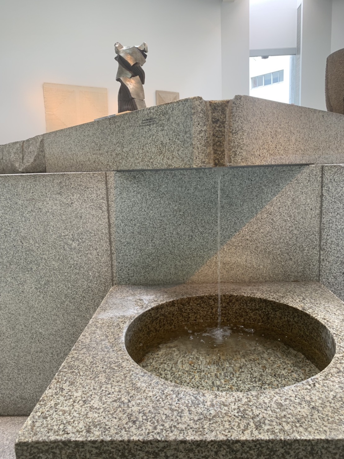 ロエベ　ファンデーション　クラフトプライズ