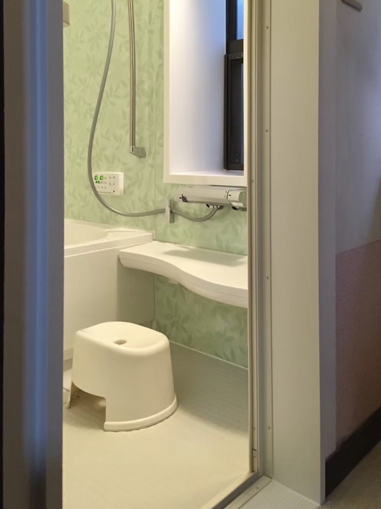 12D5F782-2DB8-410F-A702-ACEBF5B8C4A2