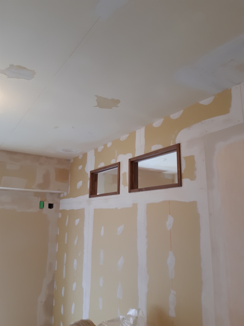 マンション改装工事③～内装屋さんの仕事～