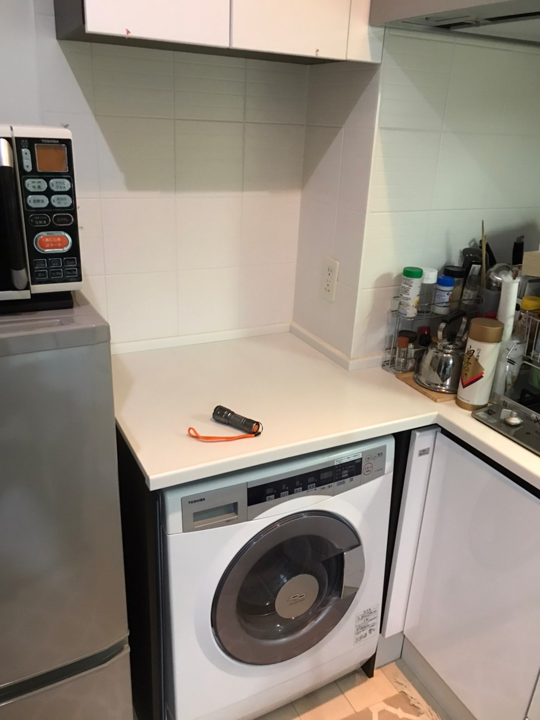 システムキッチン天板加工　施工事例