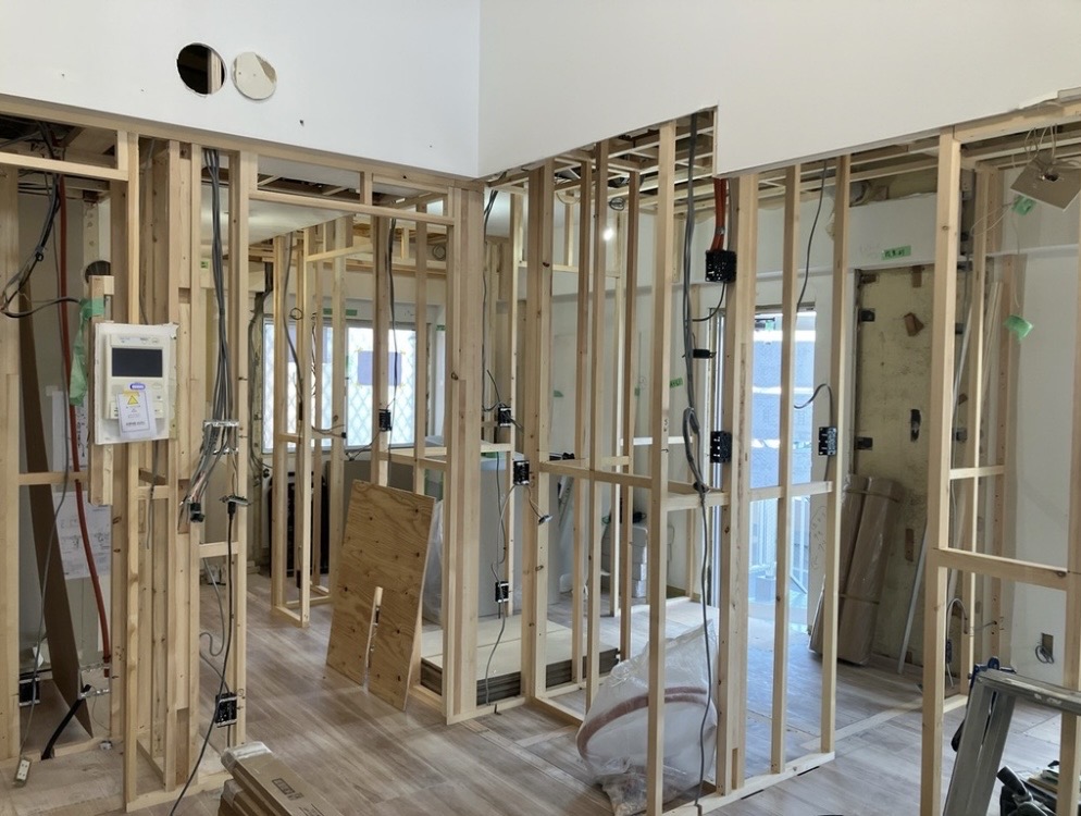 BF421FEF-2B0B-418F-8A94-1DC30A303462