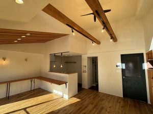 EBCF160D-0DDA-45A2-986B-C0BD56792BAA