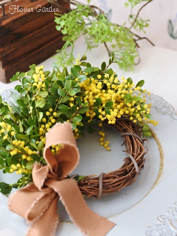 〔ミモザ&グリーンのハーフムーンリース〕ワークショップ開催☆彡