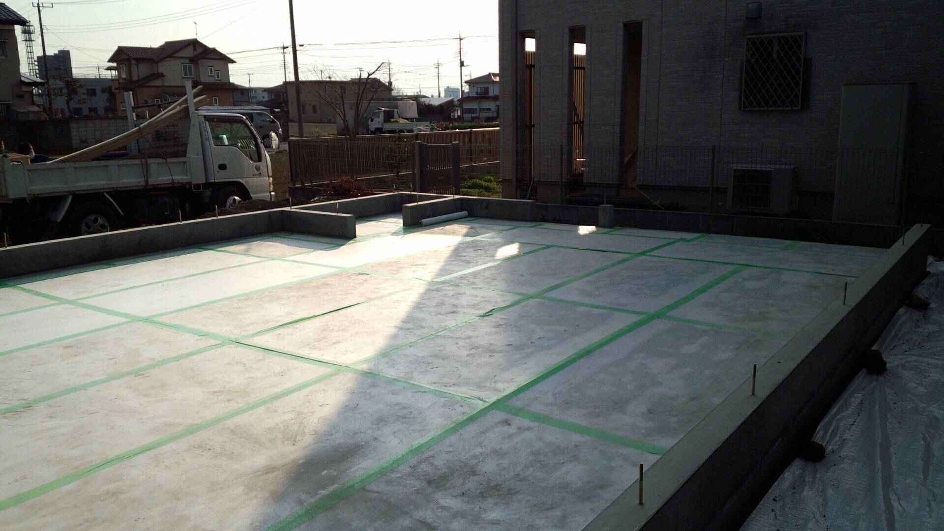 おやじの隠れ家　基礎完了です！