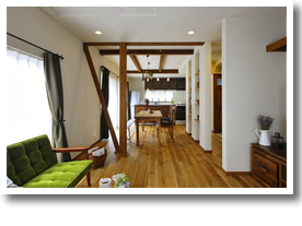 施工事例 No.0256 形も素材も優しい自然体の家（一戸建て）