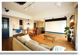 ホームシアターを完備した ミニマリストアレンジのすっきりLDK(マンション)