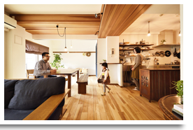 No.0449 笑顔の花びら舞う こどもに優しい無垢づくり -木が主役の家 画像